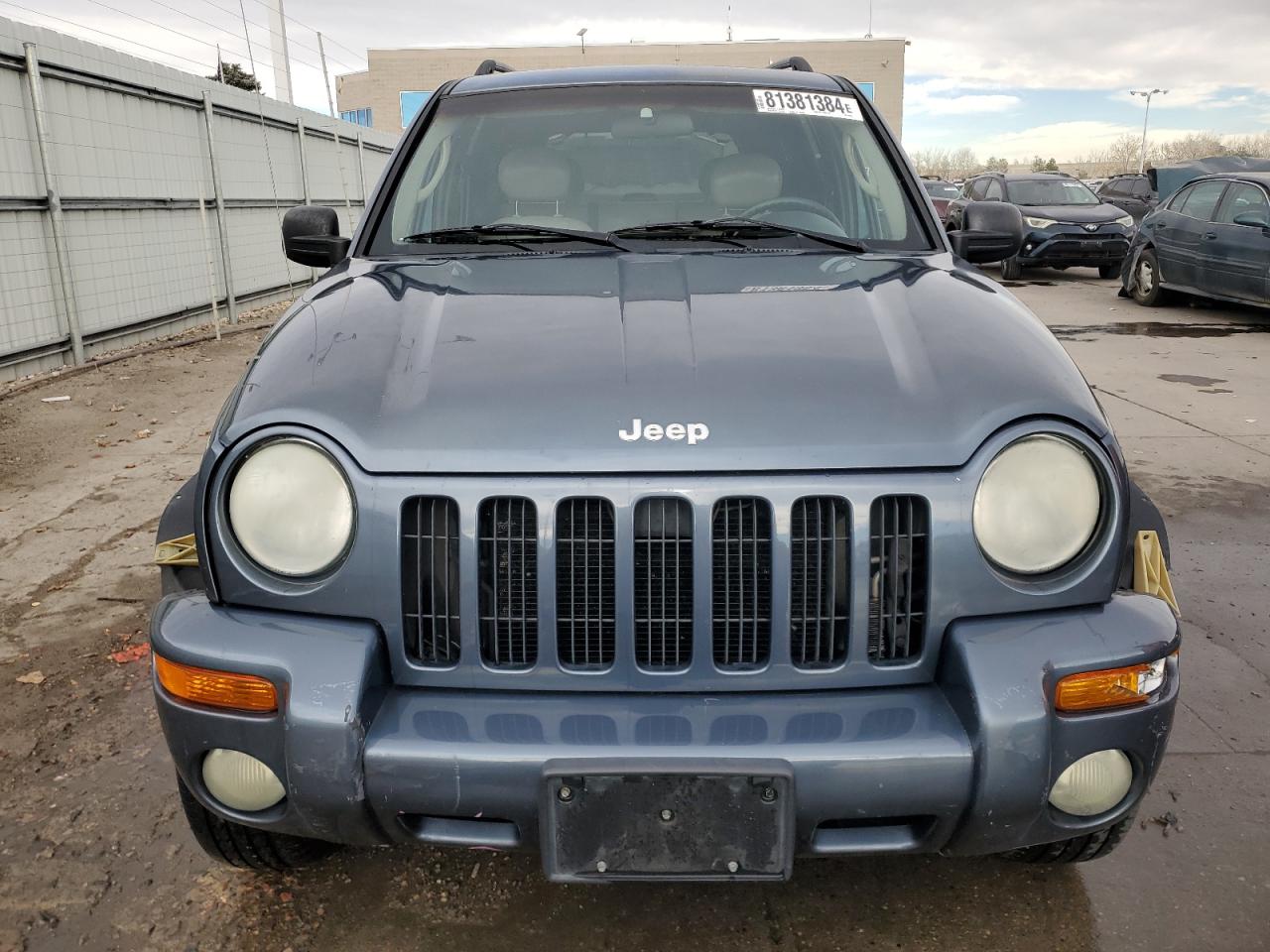 2002 Jeep Liberty (North America) VIN 1J8GL58K12W286748 Copart auction photo, front end damage thumbnail 5
