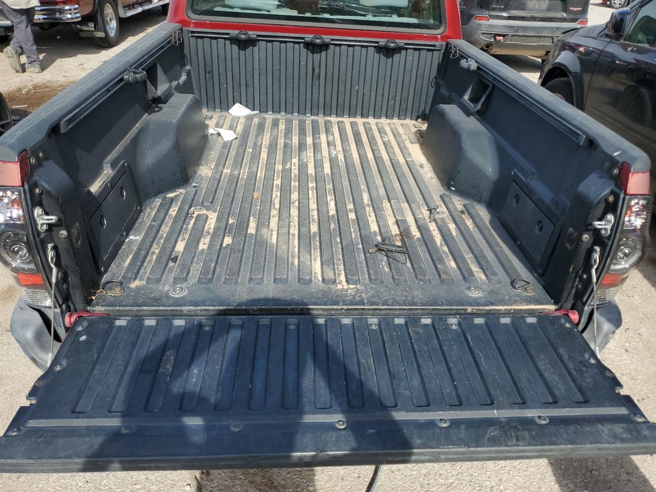 2005 Toyota Tacoma VIN 5TENX22N75Z098604 Copart auction photo, front end damage thumbnail 10