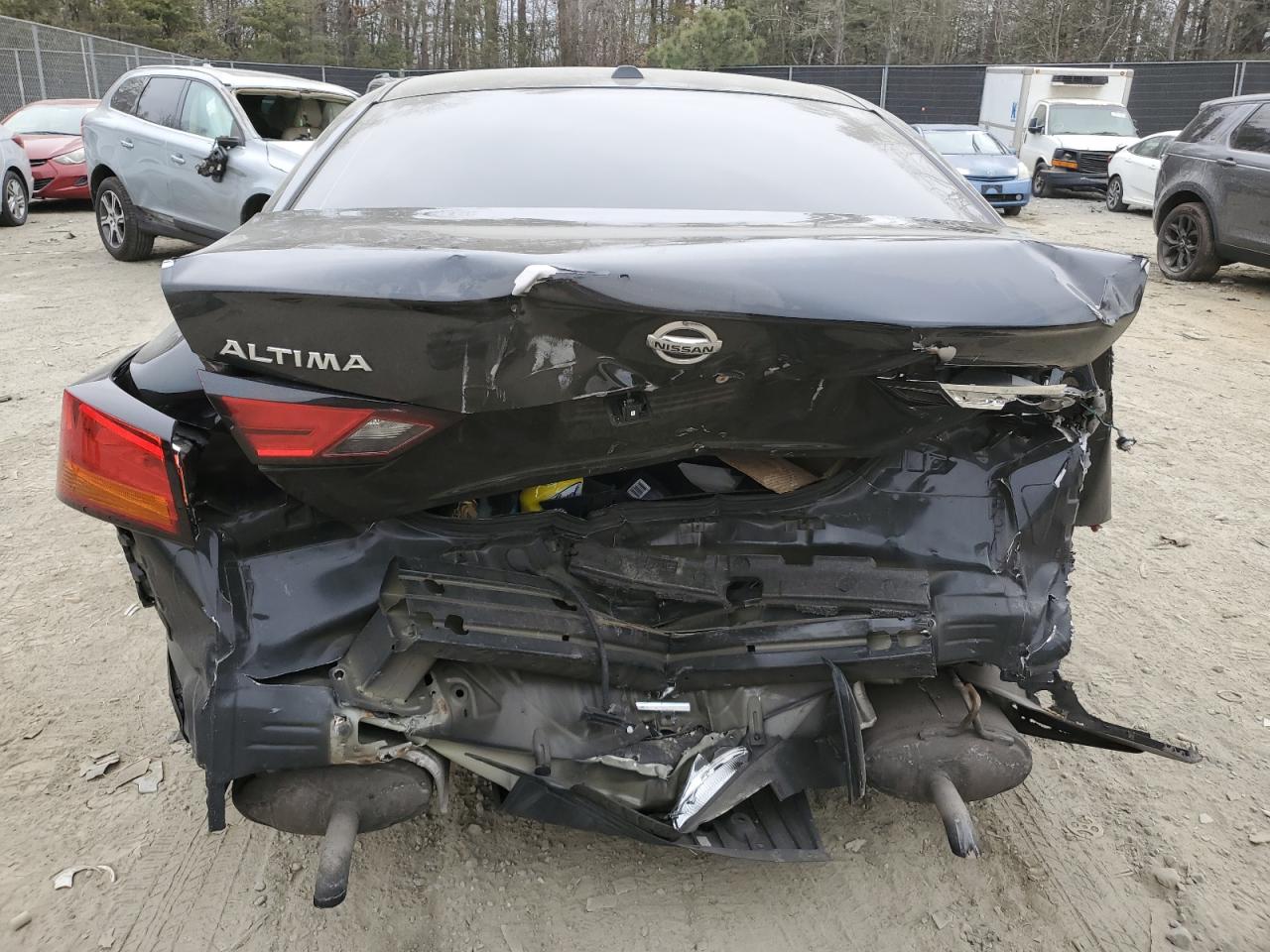 2019 Nissan Altima VIN 1N4BL4BV5KC136759 Copart auction photo, rear end damage thumbnail 6