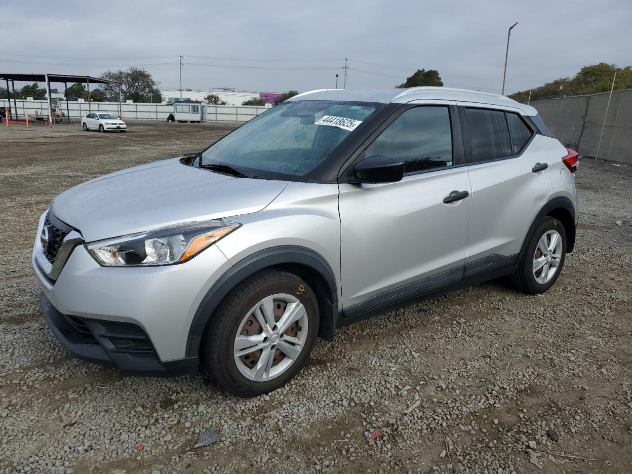2018 Nissan Kicks VIN 3N1CP5CU1JL527654