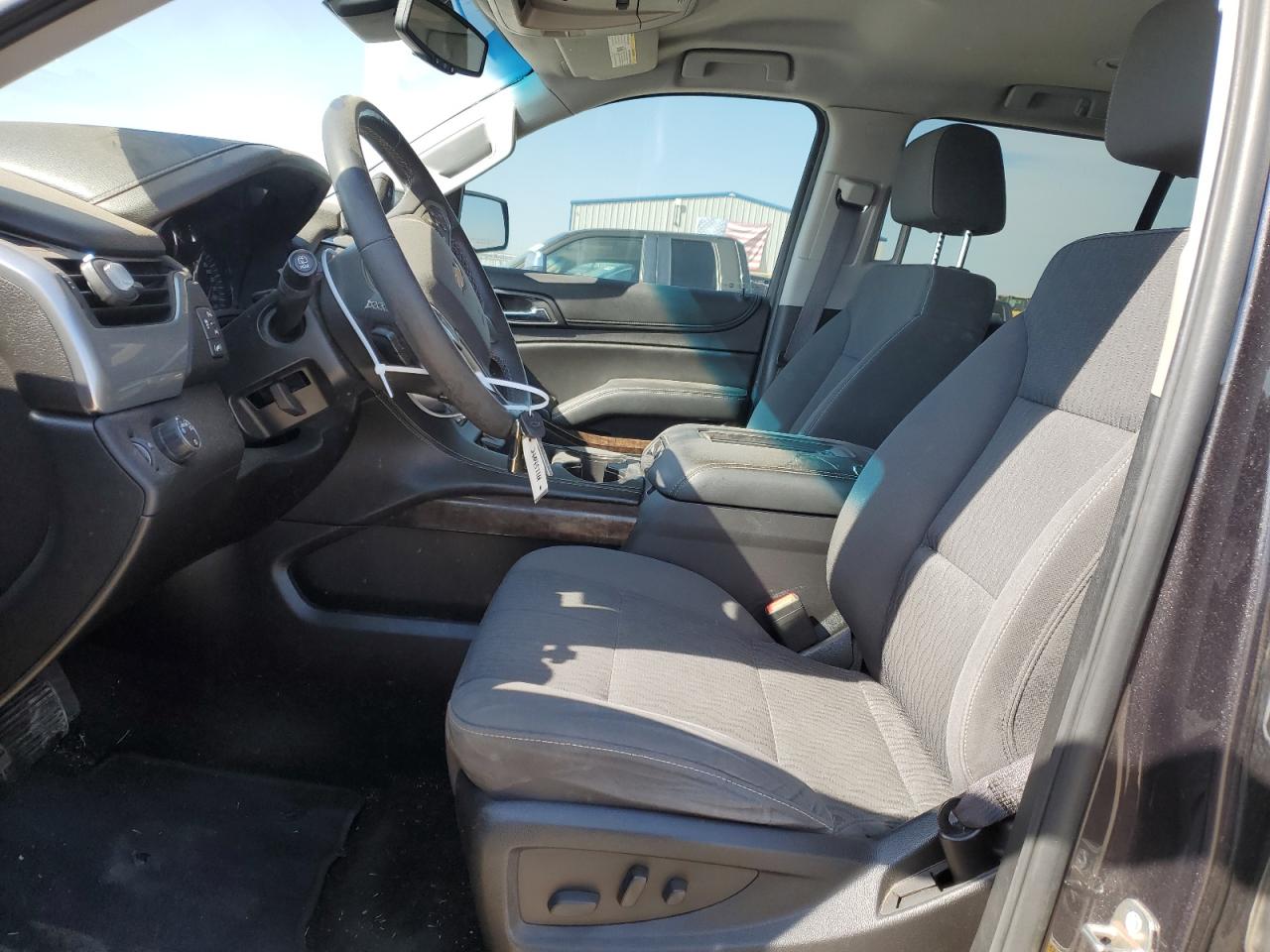 2017 Chevrolet Tahoe VIN 1GNSCAKCXHR250647 Copart auction photo, side damage thumbnail 7