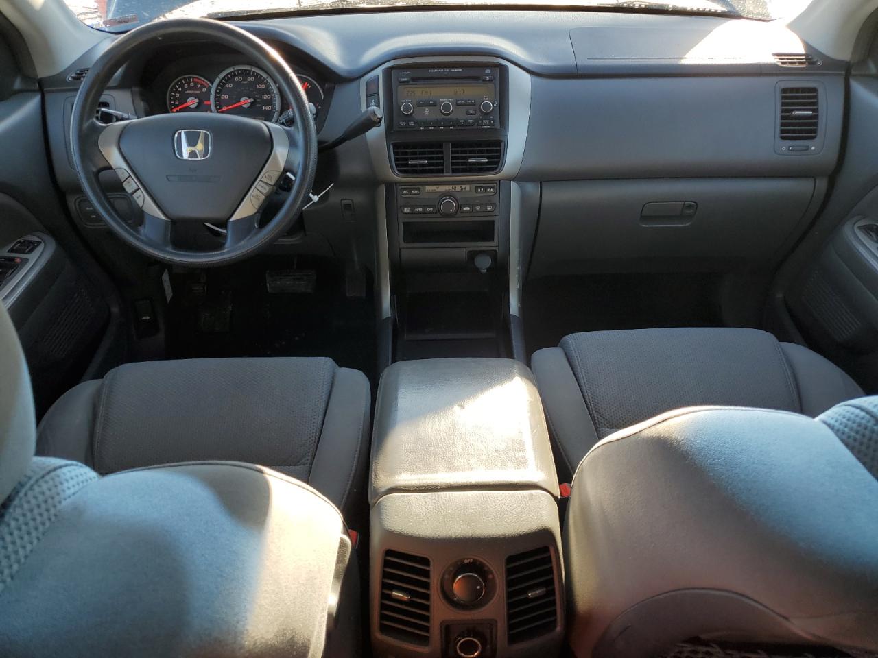 2008 Honda Pilot VIN 5FNYF18408B036332 Copart auction photo, all over / minor dent/scratches damage thumbnail 8