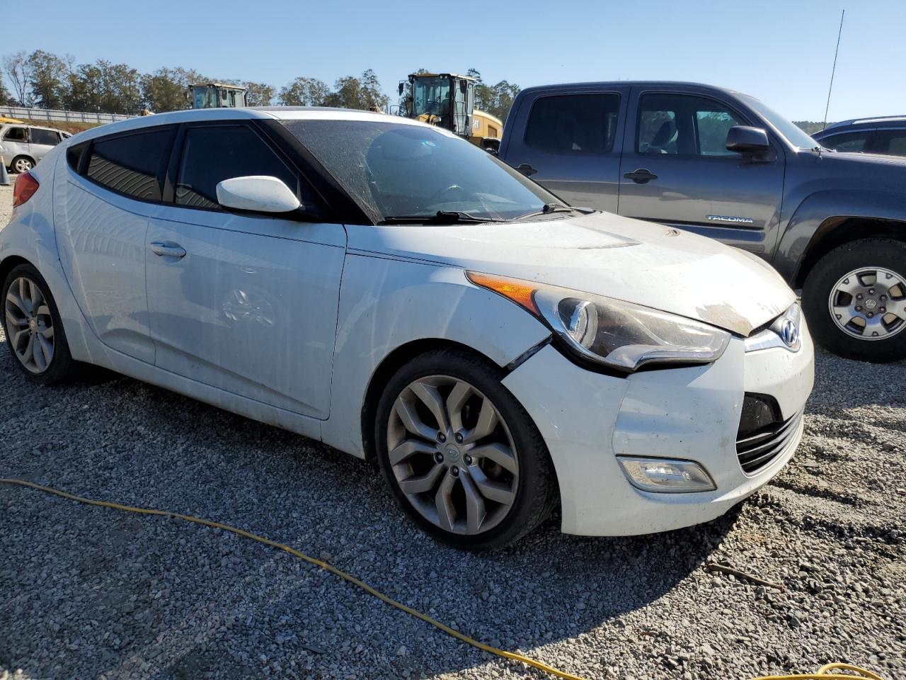 2013 Hyundai Veloster VIN KMHTC6AD6DU154098 Copart auction photo, water/flood damage thumbnail 4