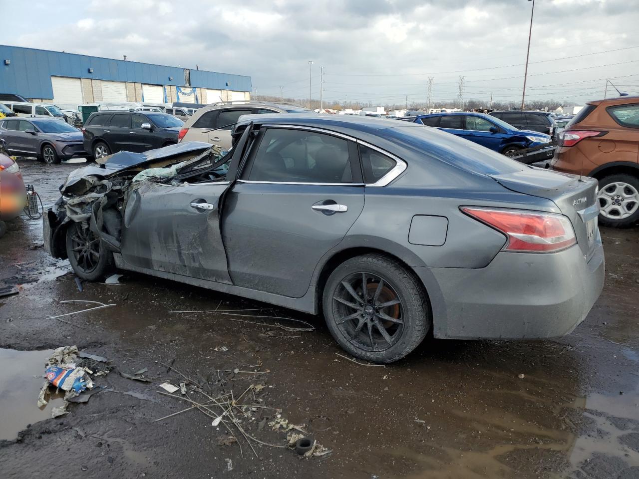 2015 Nissan Altima VIN 1N4AL3AP2FN323086 Copart auction photo, all over damage thumbnail 2