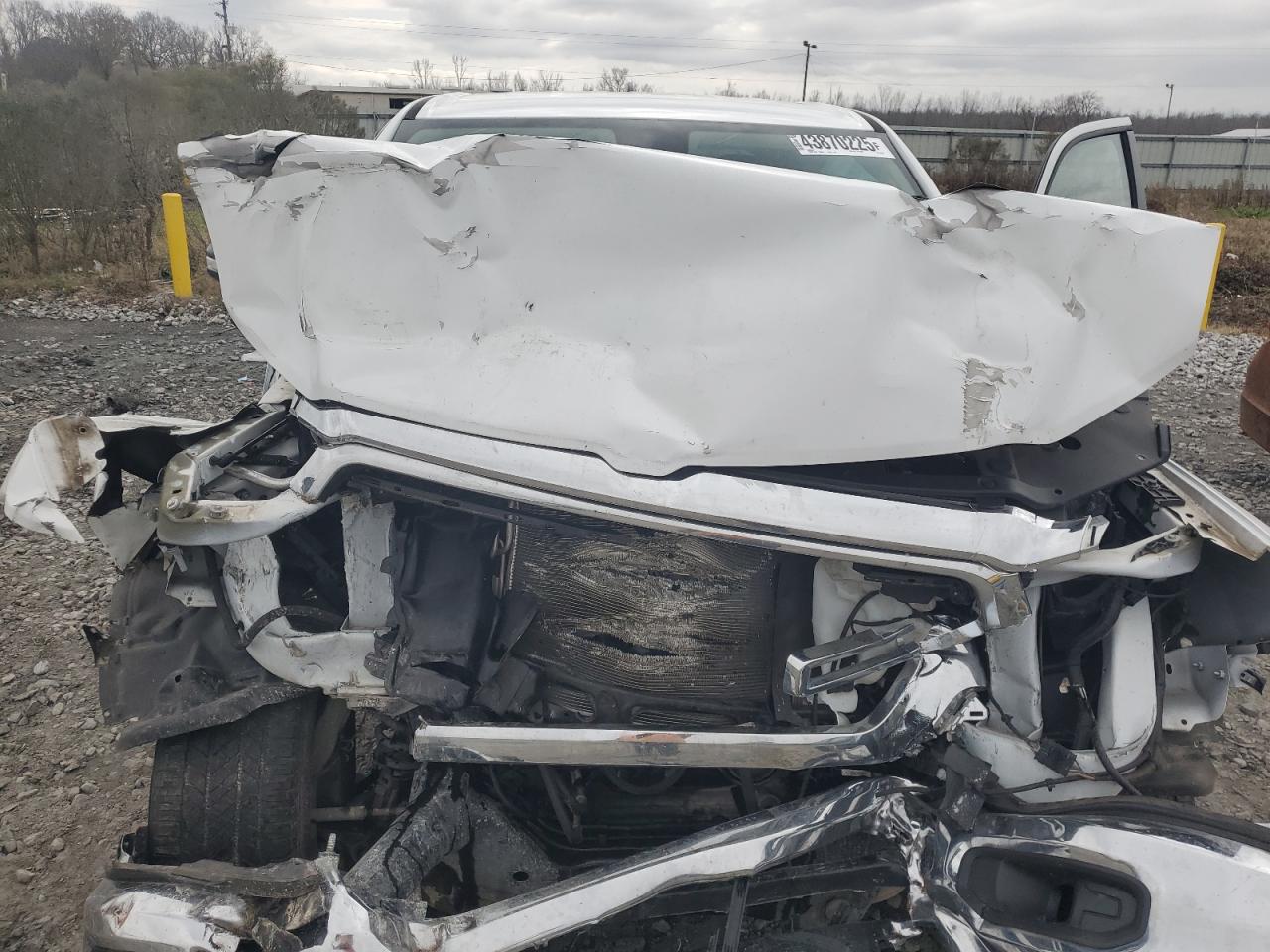 2020 RAM 1500 VIN 1C6RREBT5LN245943 Copart auction photo, biohazard/chemical / front end damage thumbnail 11