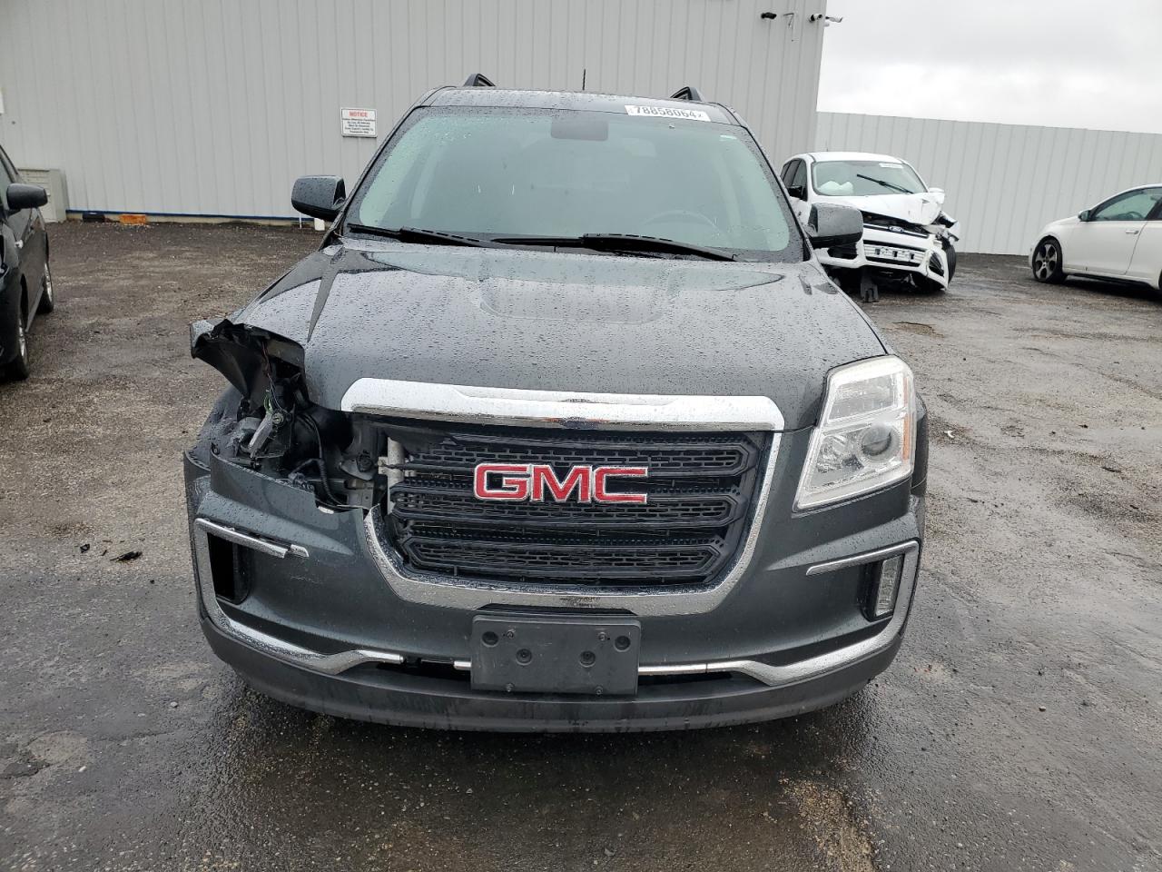 2017 GMC Terrain VIN 2GKFLTEK3H6213562 Copart auction photo, front end / minor dent/scratches damage thumbnail 5