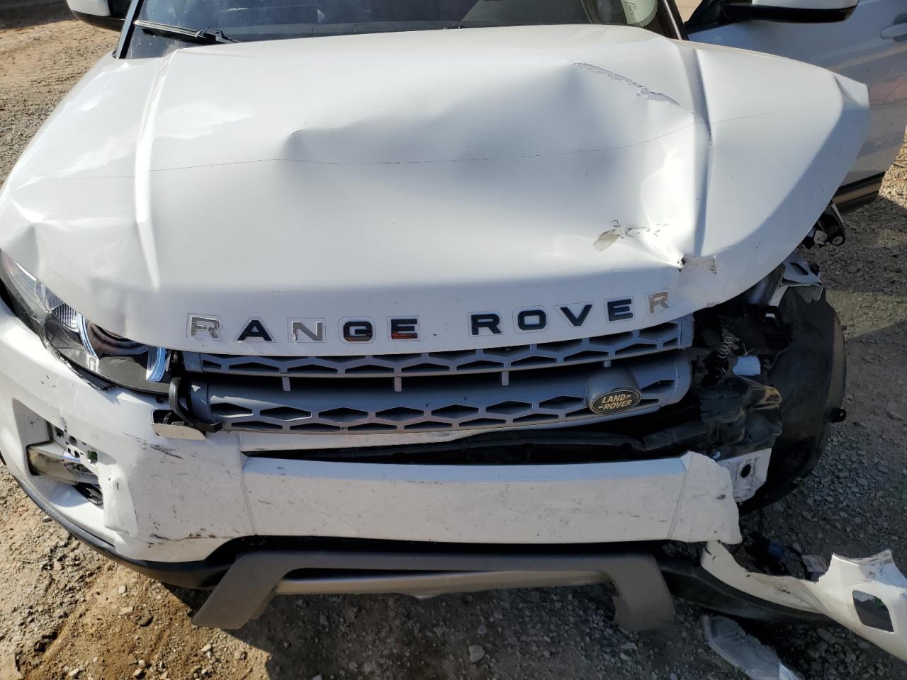 2014 Land Rover Range Rover VIN SALVP2BG8EH893964 Copart auction photo, front end damage thumbnail 13