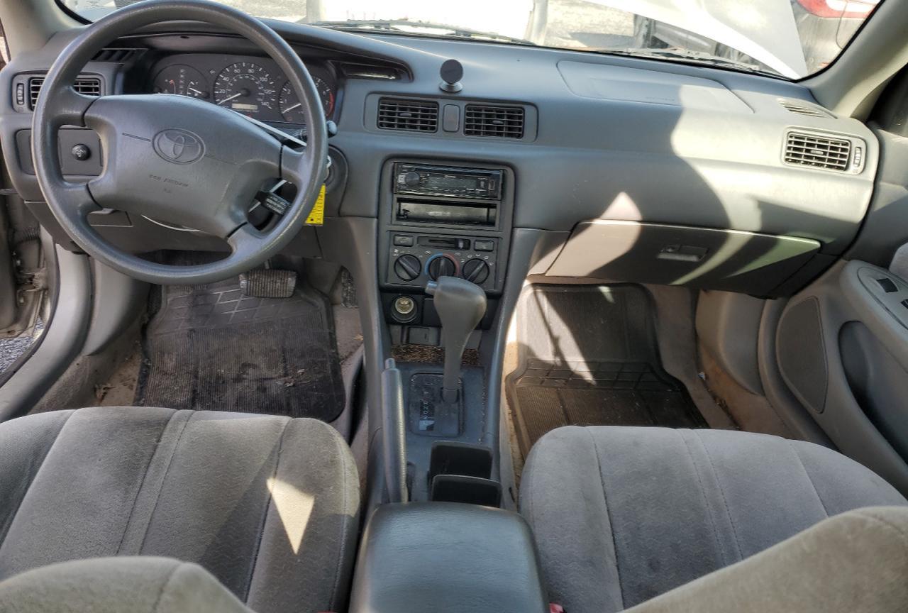 1997 Toyota Camry VIN 4T1BG22K3VU060087 Copart auction photo, side / rear end damage thumbnail 8