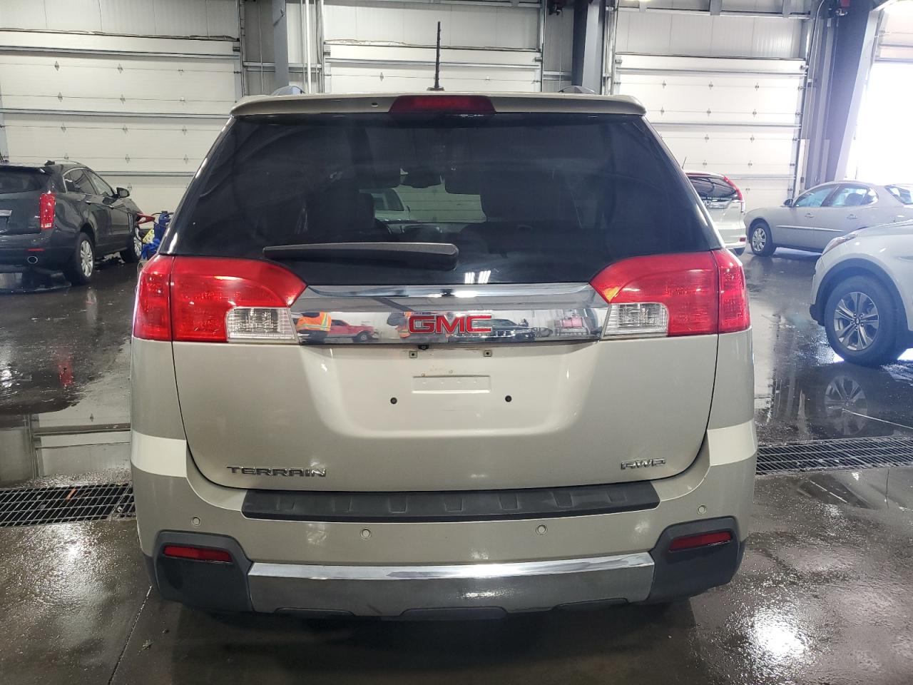 2015 GMC Terrain VIN 2GKFLYEK4F6173678 Copart auction photo, front end damage thumbnail 6
