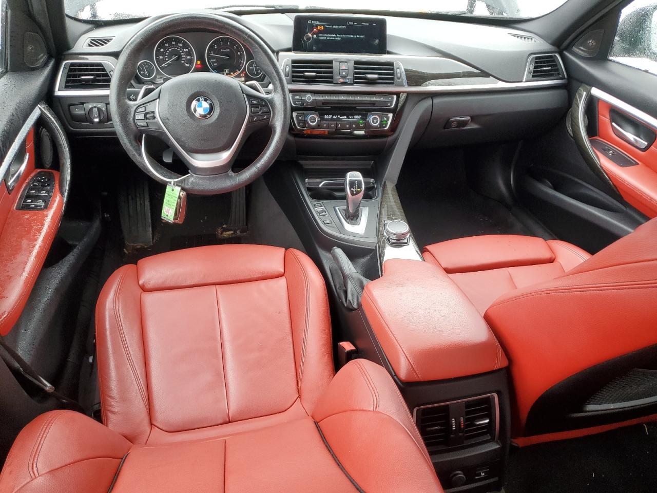 2016 BMW 3er VIN WBA8B7G55GNT14468 Copart auction photo, rear end damage thumbnail 8