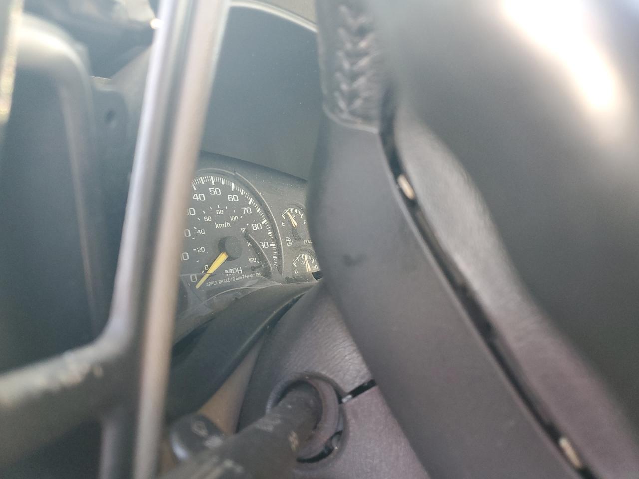 2000 Chevrolet Silverado VIN 2GCEC19T2Y1161028 Copart auction photo, all over damage thumbnail 9