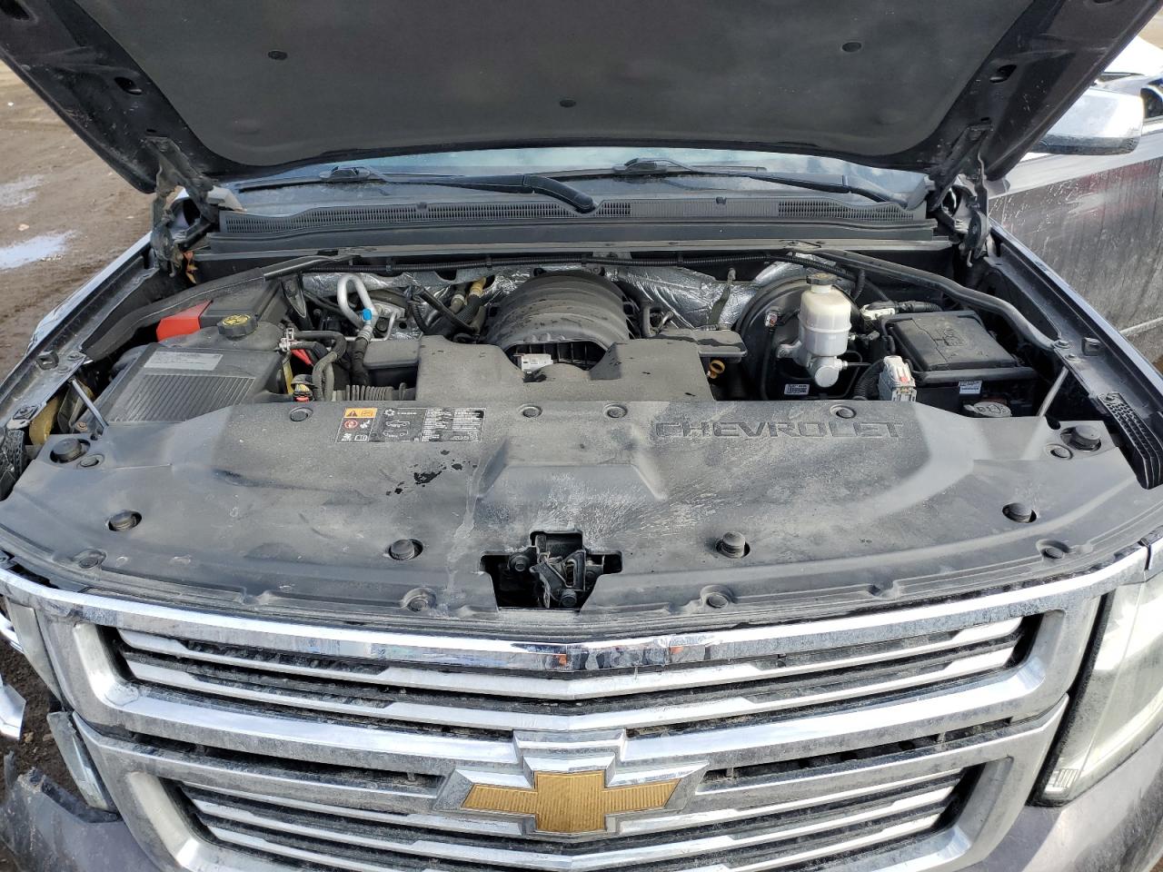 2015 Chevrolet Suburban VIN 1GNSKKKCXFR722917 Copart auction photo, side damage thumbnail 14