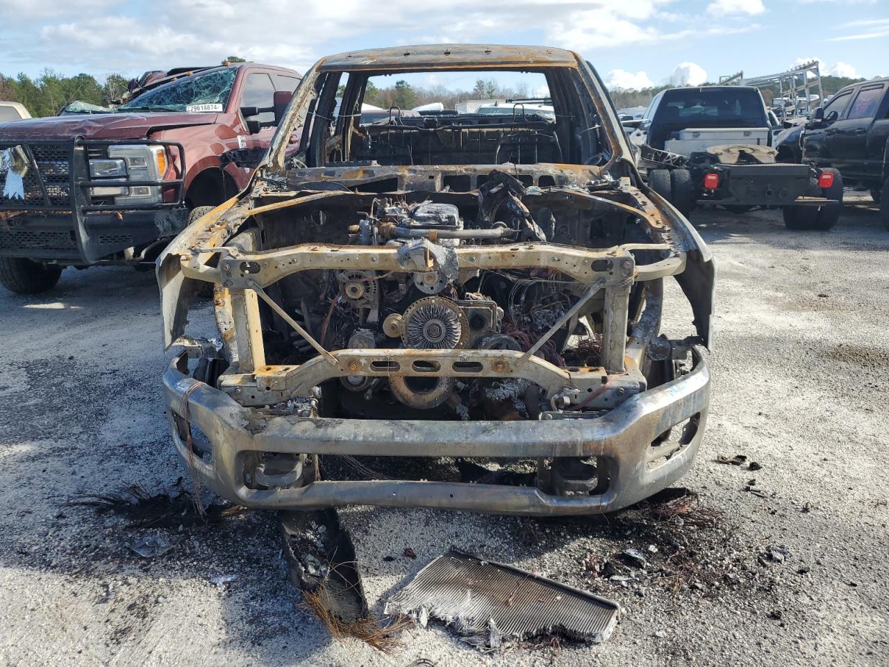 2020 RAM 3500 VIN 3C63RRGL8LG271242 Copart auction photo, burn / mechanical damage thumbnail 5