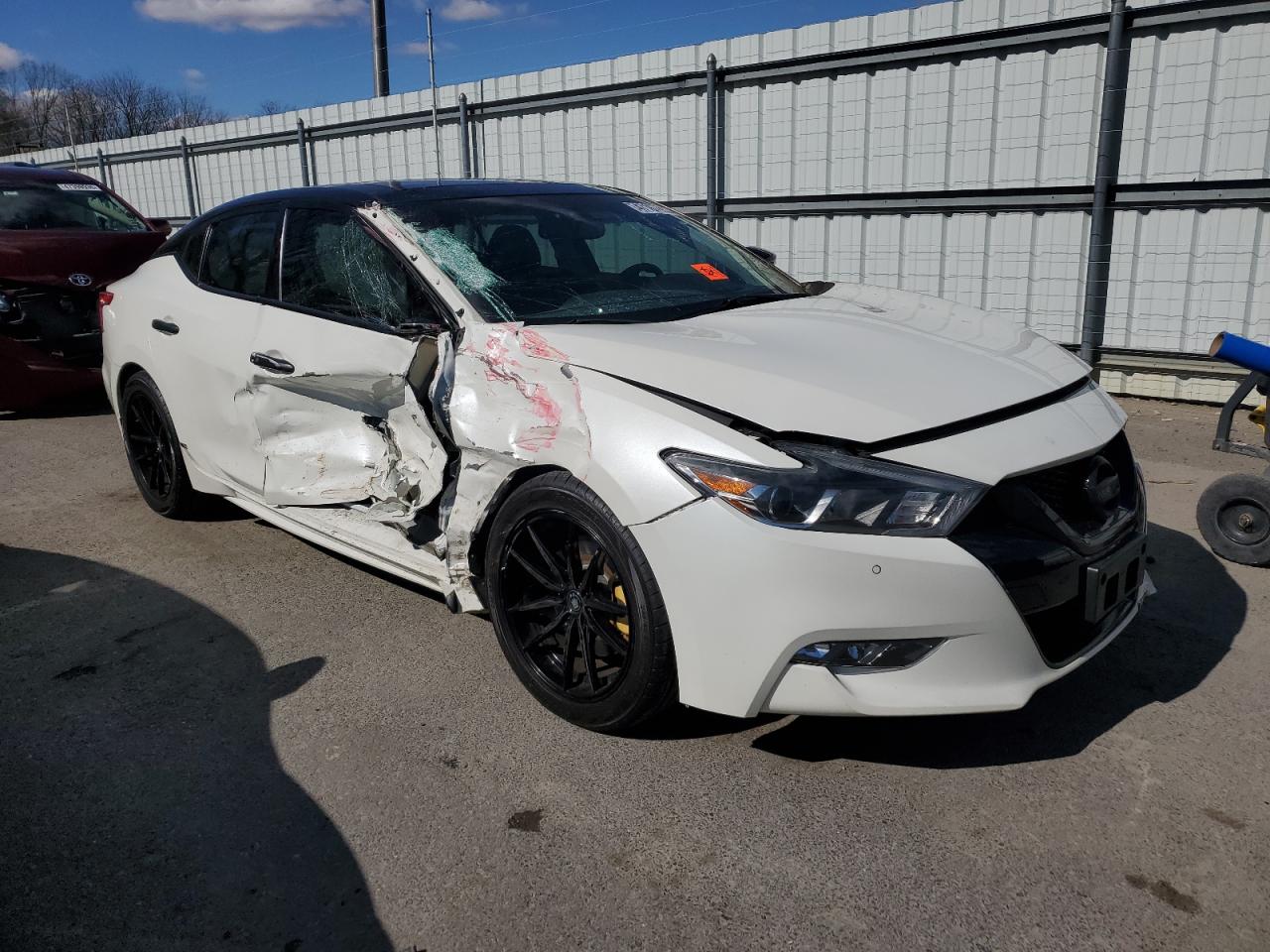 2018 Nissan Maxima VIN 1N4AA6AP4JC395970 Copart auction photo, side / front end damage thumbnail 4