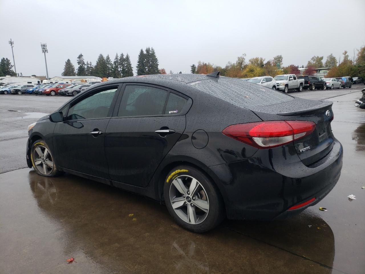 2018 KIA Forte VIN 3KPFL4A70JE216671 Copart auction photo, front end damage thumbnail 2