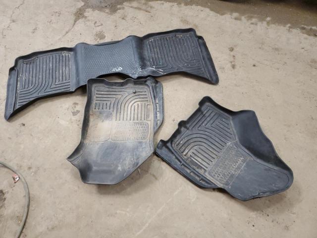 2011 RAM 2500 VIN 3D7UT2CL1BG590840 Copart auction photo, hail / minor dent/scratches damage thumbnail 12