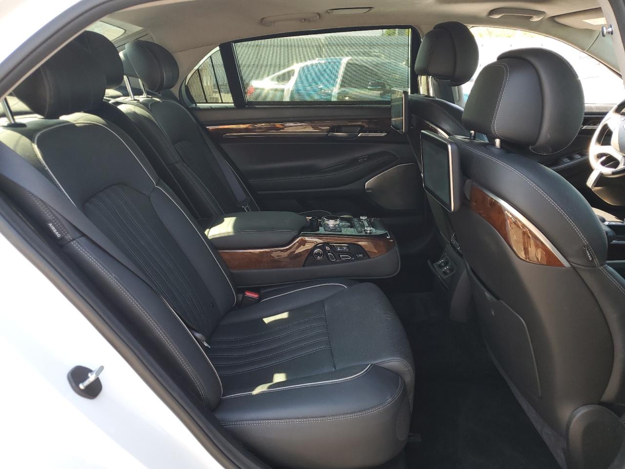 2019 Genesis G90 VIN KMTF54JH4KU061677 Copart auction photo, front end damage thumbnail 10