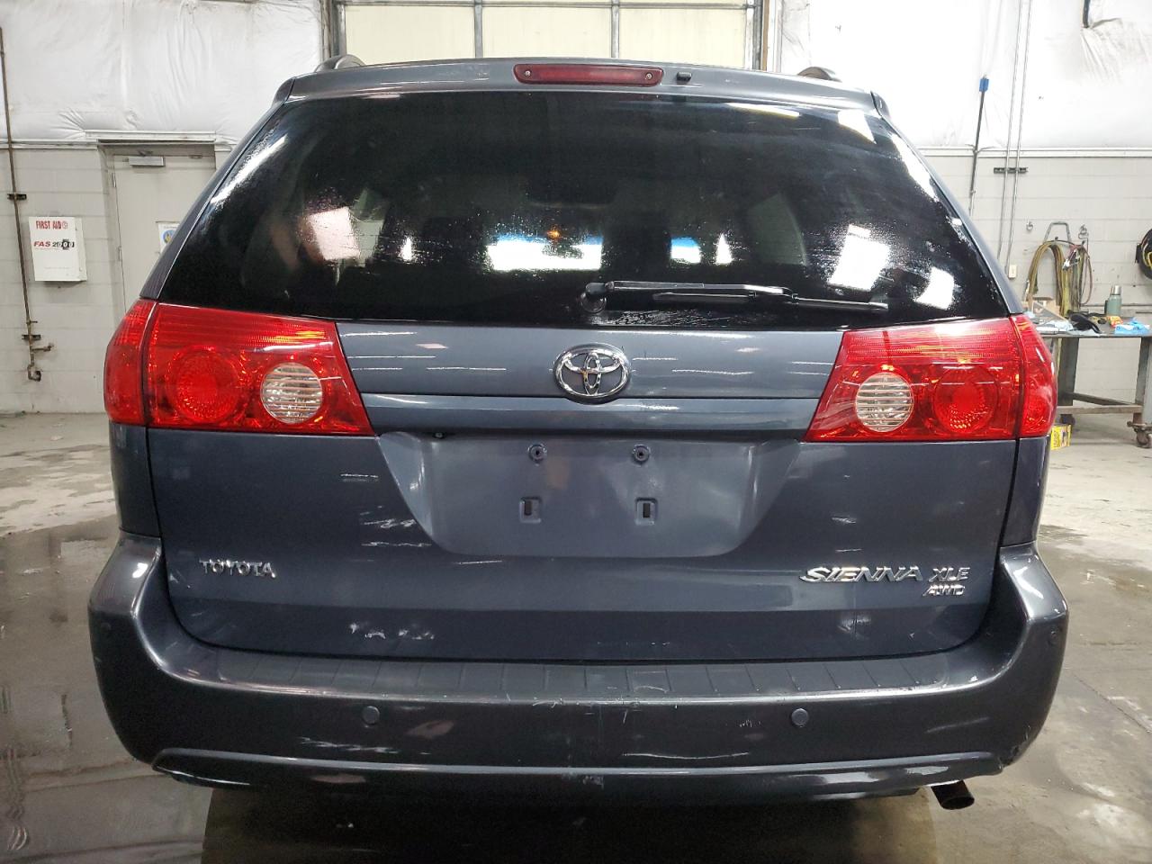 2007 Toyota Sienna VIN 5TDBK22CX7S006126 Copart auction photo, front end / side damage thumbnail 6