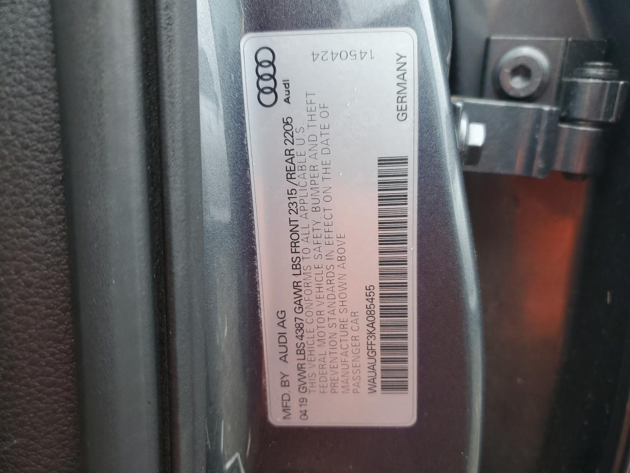 2019 Audi A3 VIN WAUAUGFF3KA085455 Copart auction photo, front end / minor dent/scratches damage thumbnail 13