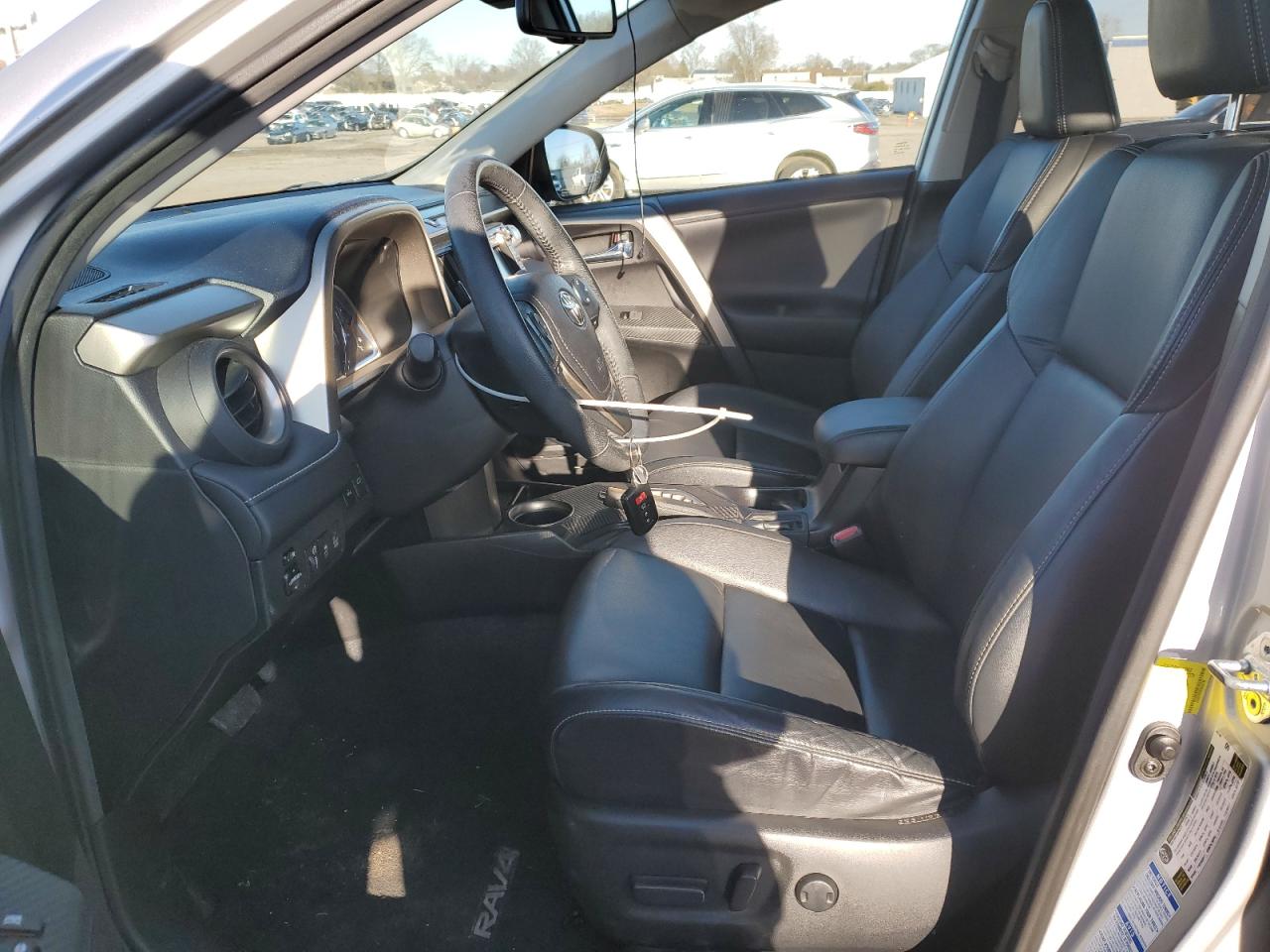 2015 Toyota RAV 4 VIN 2T3DFREV5FW328740 Copart auction photo, rear end damage thumbnail 7