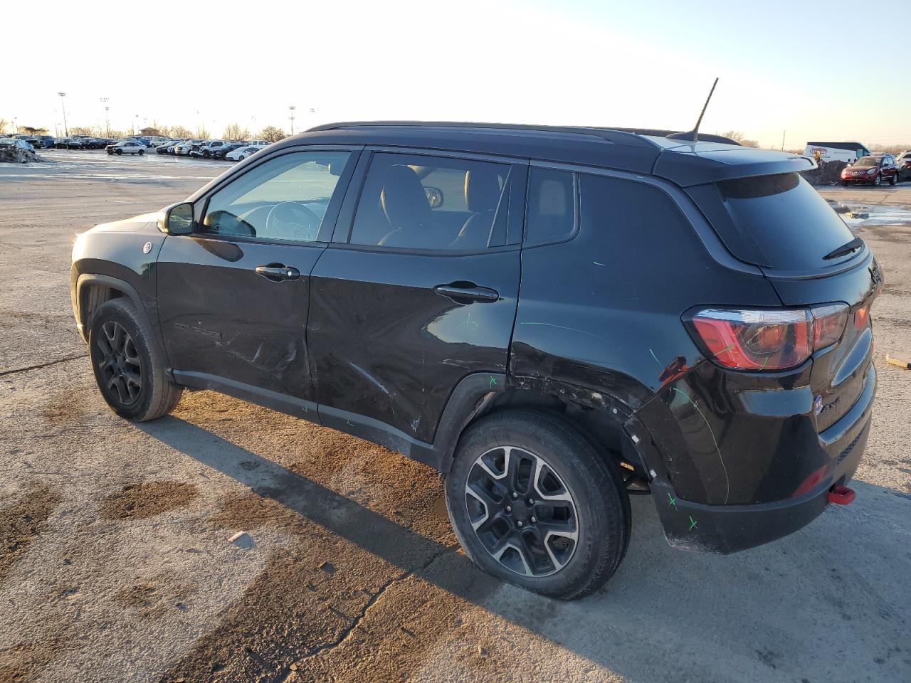 2020 Jeep Compass VIN 3C4NJDDB6LT163541 Copart auction photo, side damage thumbnail 2