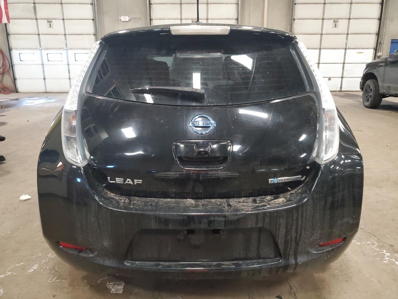 2013 Nissan Leaf VIN 1N4AZ0CP8DC411868 Copart auction photo, minor dent/scratches damage thumbnail 6