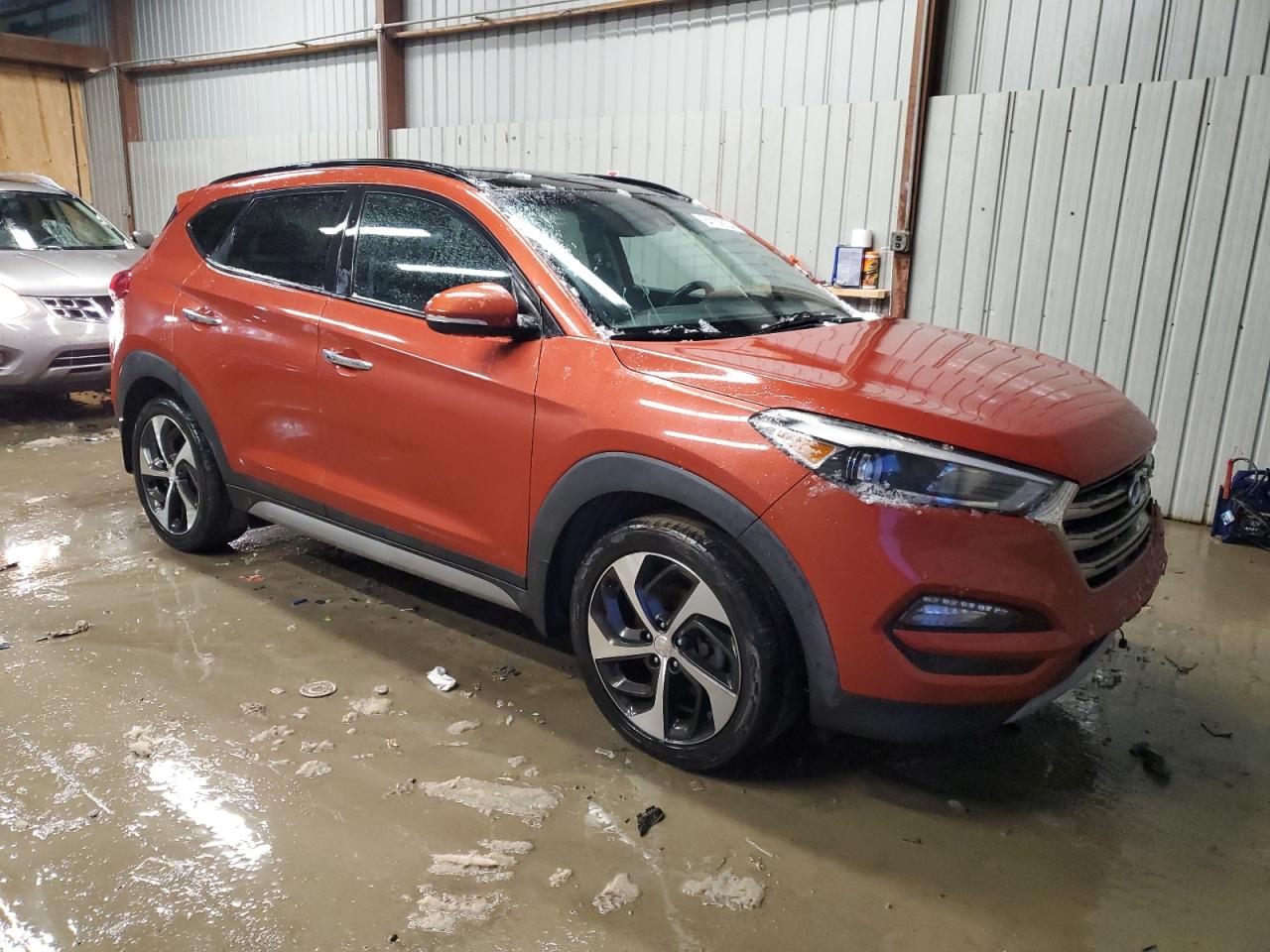 2017 Hyundai Tucson VIN KM8J3CA2XHU324053 Copart auction photo, front end damage thumbnail 4