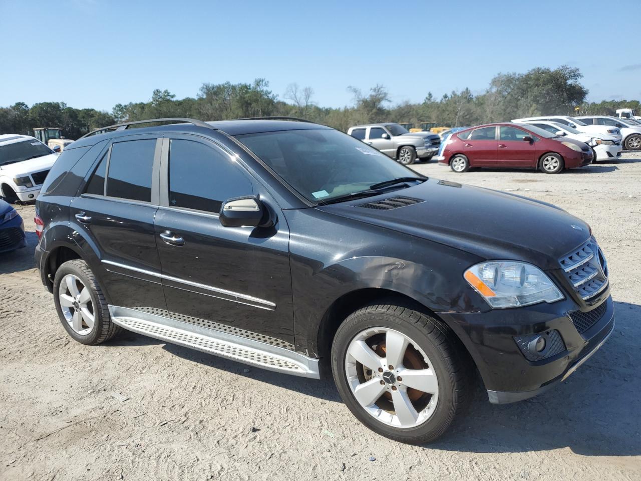2009 Mercedes-Benz M-klasse VIN 4JGBB86E89A447649 Copart auction photo, minor dent/scratches / mechanical damage thumbnail 4