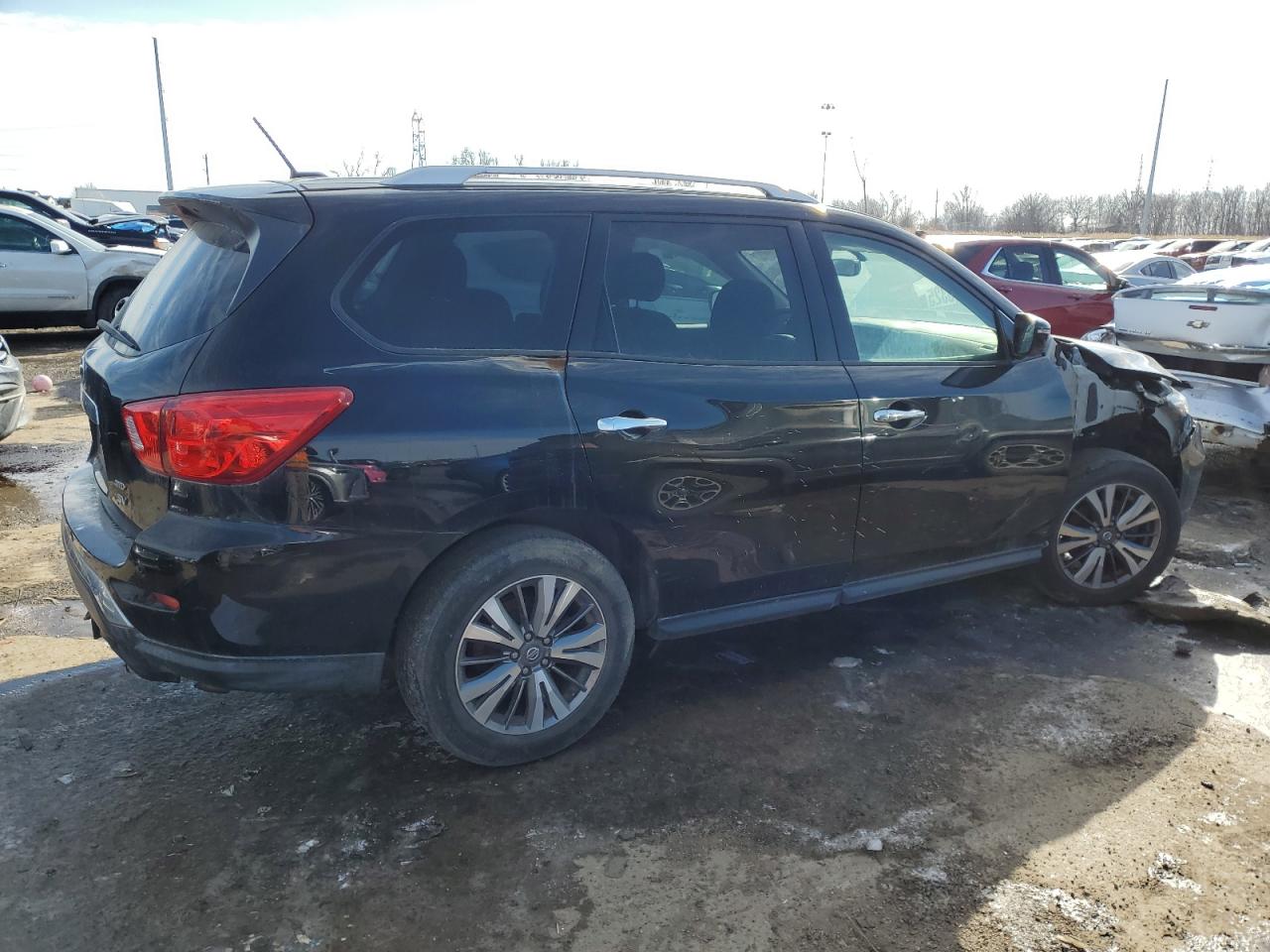 2018 Nissan Pathfinder VIN 5N1DR2MM8JC659052 Copart auction photo, front end damage thumbnail 3