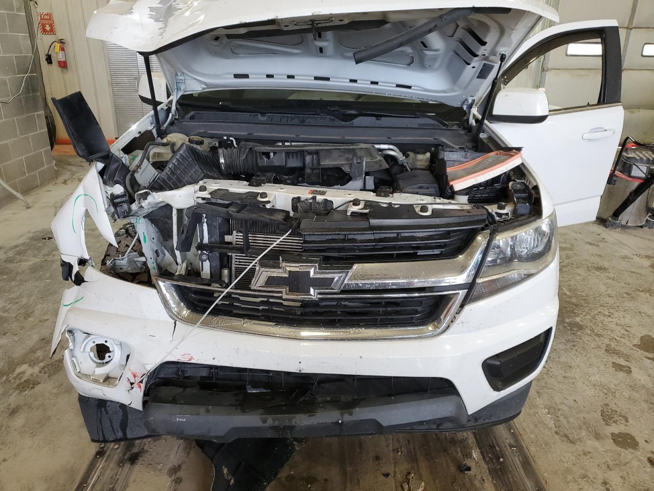 2016 Chevrolet Colorado VIN 1GCHTBE31G1368927 Copart auction photo, front end / side damage thumbnail 11