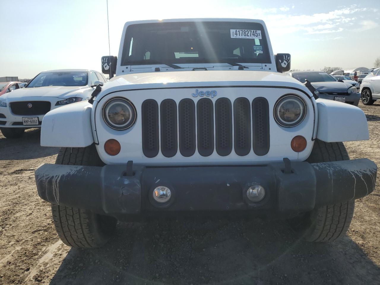 2013 Jeep Wrangler VIN 1C4BJWEG5DL610382 Copart auction photo, vandalism / minor dent/scratches damage thumbnail 5