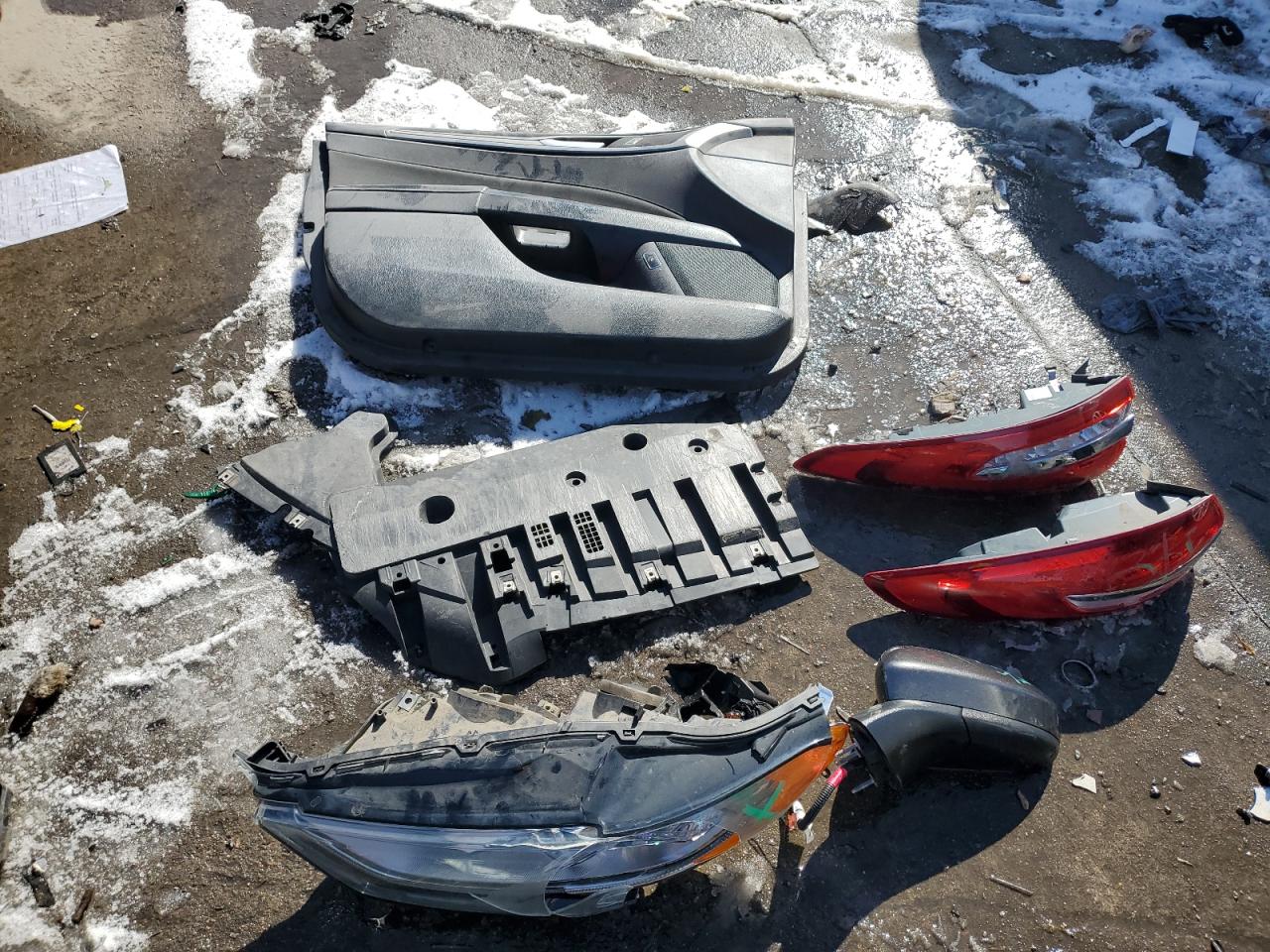 2017 Ford Fusion VIN 3FA6P0LU0HR356227 Copart auction photo, rear end / front end damage thumbnail 12