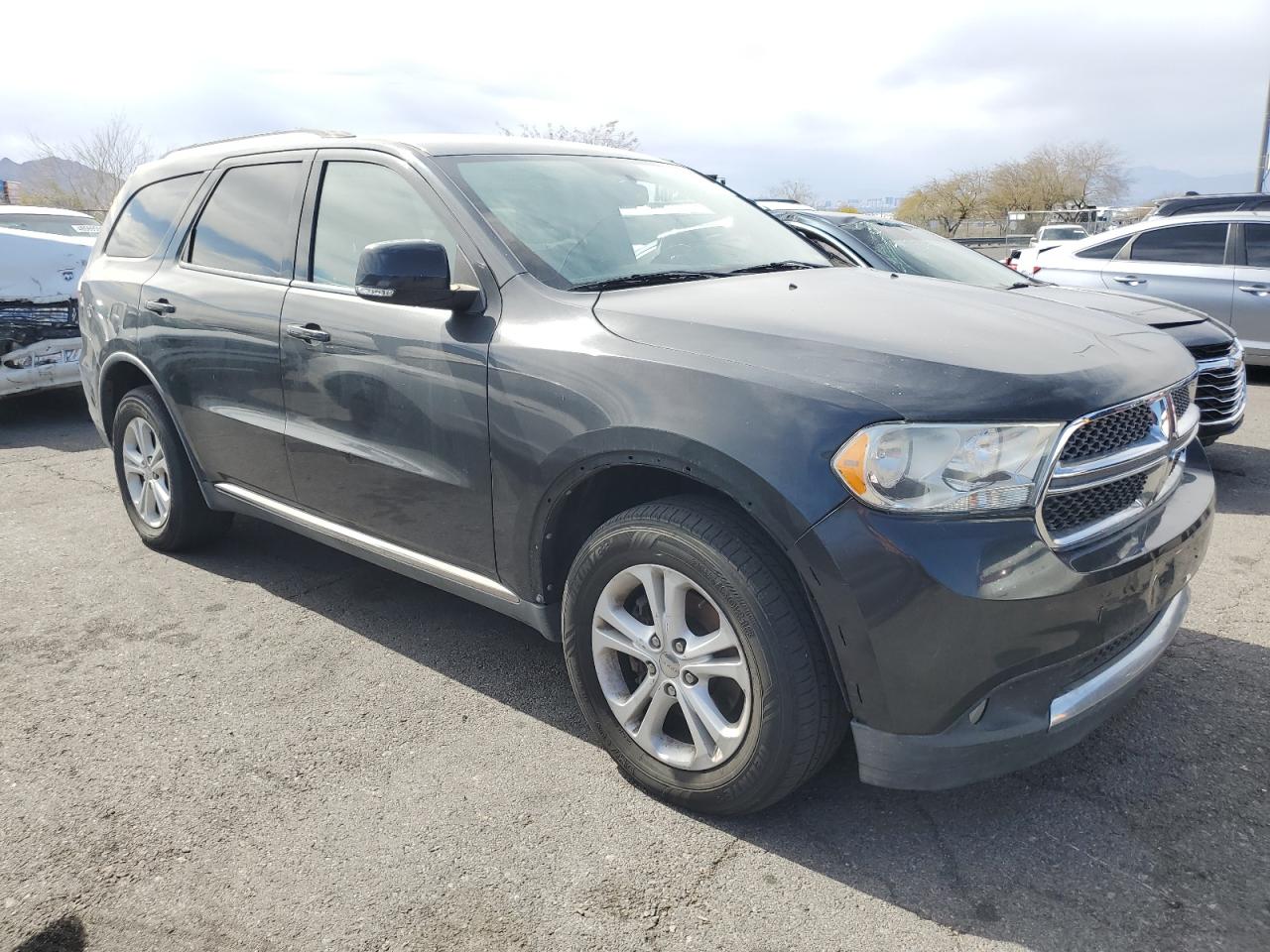 2011 Dodge Durango VIN 1D4RD4GG5BC730268 Copart auction photo, minor dent/scratches damage thumbnail 4