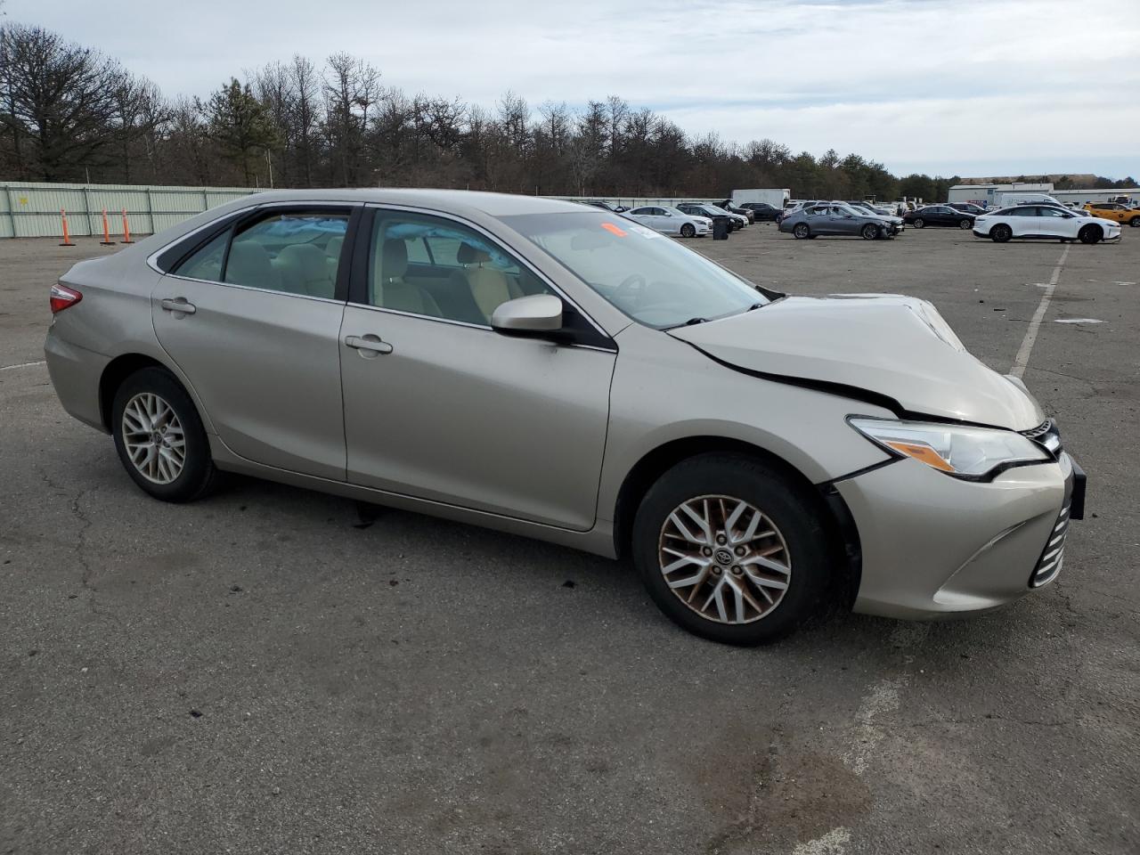 2016 Toyota Camry VIN 4T4BF1FK9GR551070 Copart auction photo, front end / minor dent/scratches damage thumbnail 4