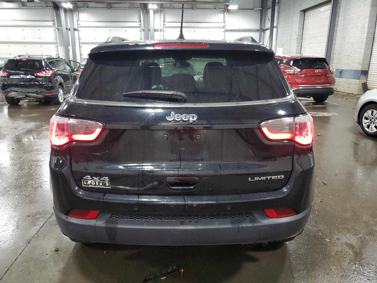 2018 Jeep Compass VIN 3C4NJDCB0JT333942 Copart auction photo, front end damage thumbnail 6