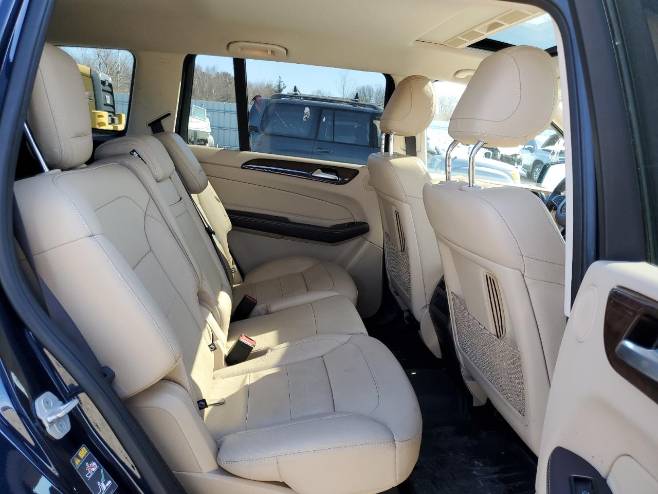2017 Mercedes-Benz GLS-klasse VIN 4JGDF6EE3HA746287 Copart auction photo, front end / minor dent/scratches damage thumbnail 11
