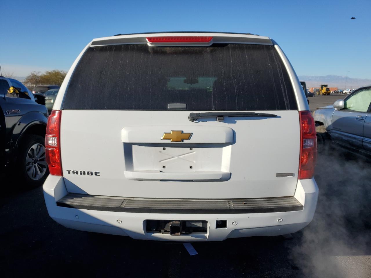 2012 Chevrolet Tahoe VIN 1GNSKBE03CR127873 Copart auction photo, minor dent/scratches damage thumbnail 6