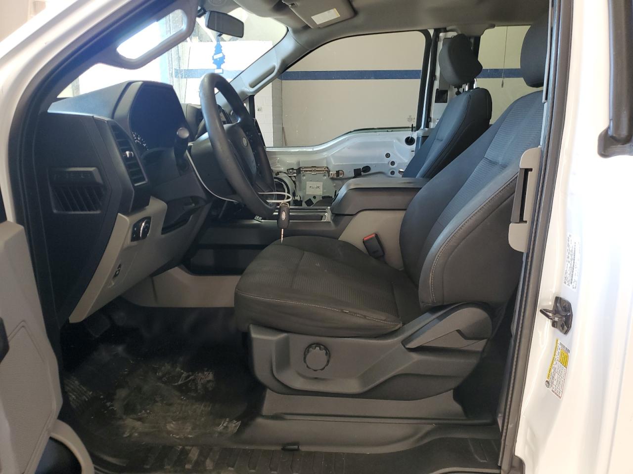 2017 Ford F-150 VIN 1FTEX1EP2HFB80636 Copart auction photo, front end / side damage thumbnail 7