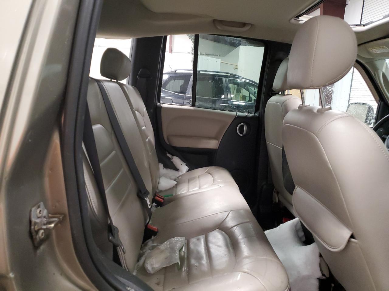 2003 Jeep Liberty (North America) VIN 1J8GL58K03W575797 Copart auction photo, all over damage thumbnail 12