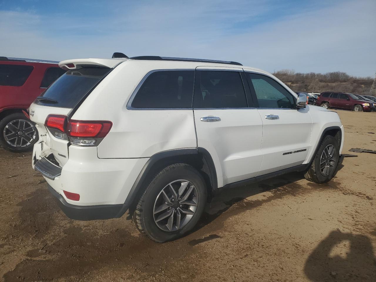 2020 Jeep Grand Cherokee VIN 1C4RJFBG2LC425627 Copart auction photo, front end / rear end damage thumbnail 3