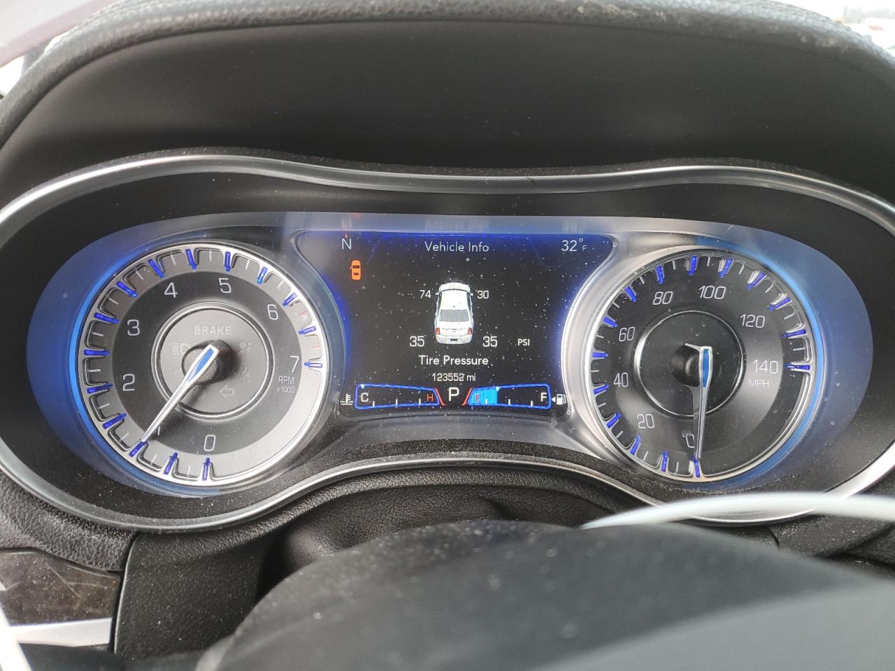2019 Chrysler 300 VIN 2C3CCAKG1KH566434 Copart auction photo, front end damage thumbnail 9