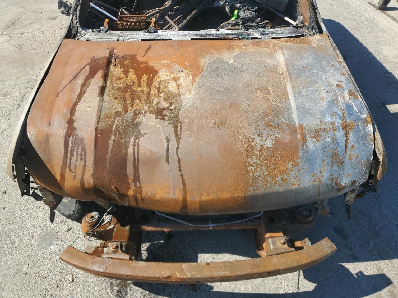 2010 Chevrolet Tahoe VIN 1GNMCAE02AR257012 Copart auction photo, burn damage thumbnail 12