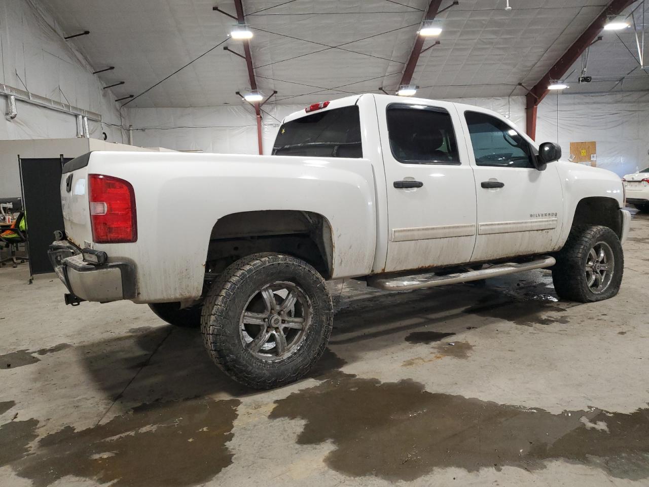 2010 Chevrolet Silverado VIN 3GCRKSE39AG266291 Copart auction photo, front end / all over damage thumbnail 3