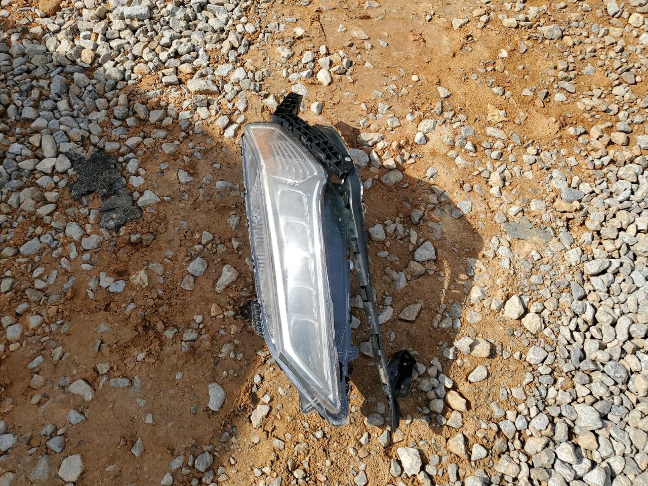 2018 Nissan Rogue VIN 5N1AT2MTXJC826457 Copart auction photo, rear end damage thumbnail 13