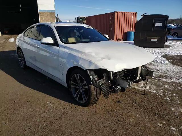 2018 BMW 4er VIN WBA4J3C5XJBL04897 Copart auction photo, front end / minor dent/scratches damage thumbnail 14