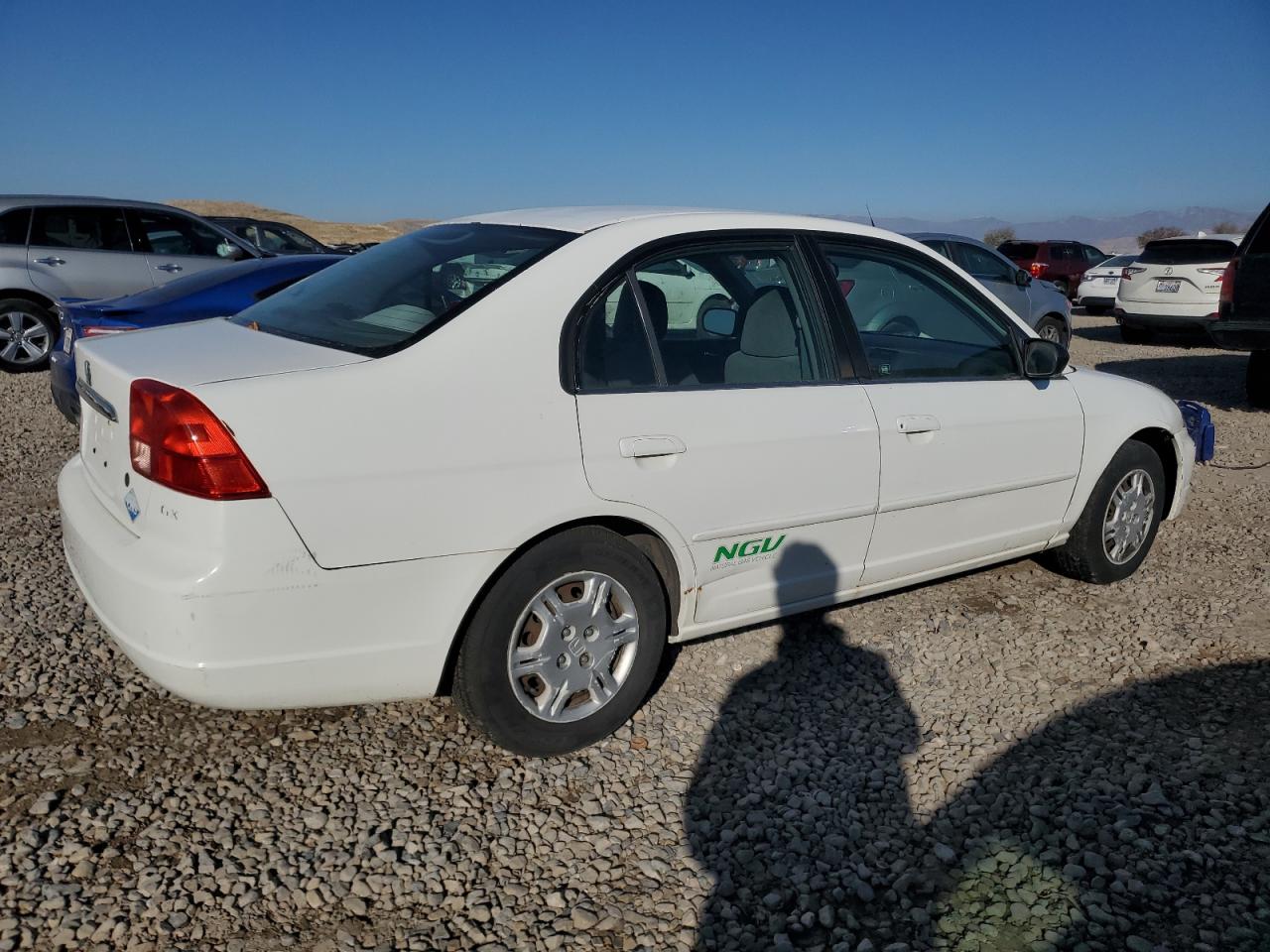 2002 Honda Civic VIN 1HGEN26532L000390 Copart auction photo, minor dent/scratches damage thumbnail 3