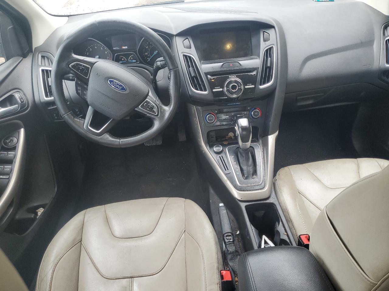 2016 Ford Focus VIN 1FADP3N26GL299226 Copart auction photo, front end damage thumbnail 8
