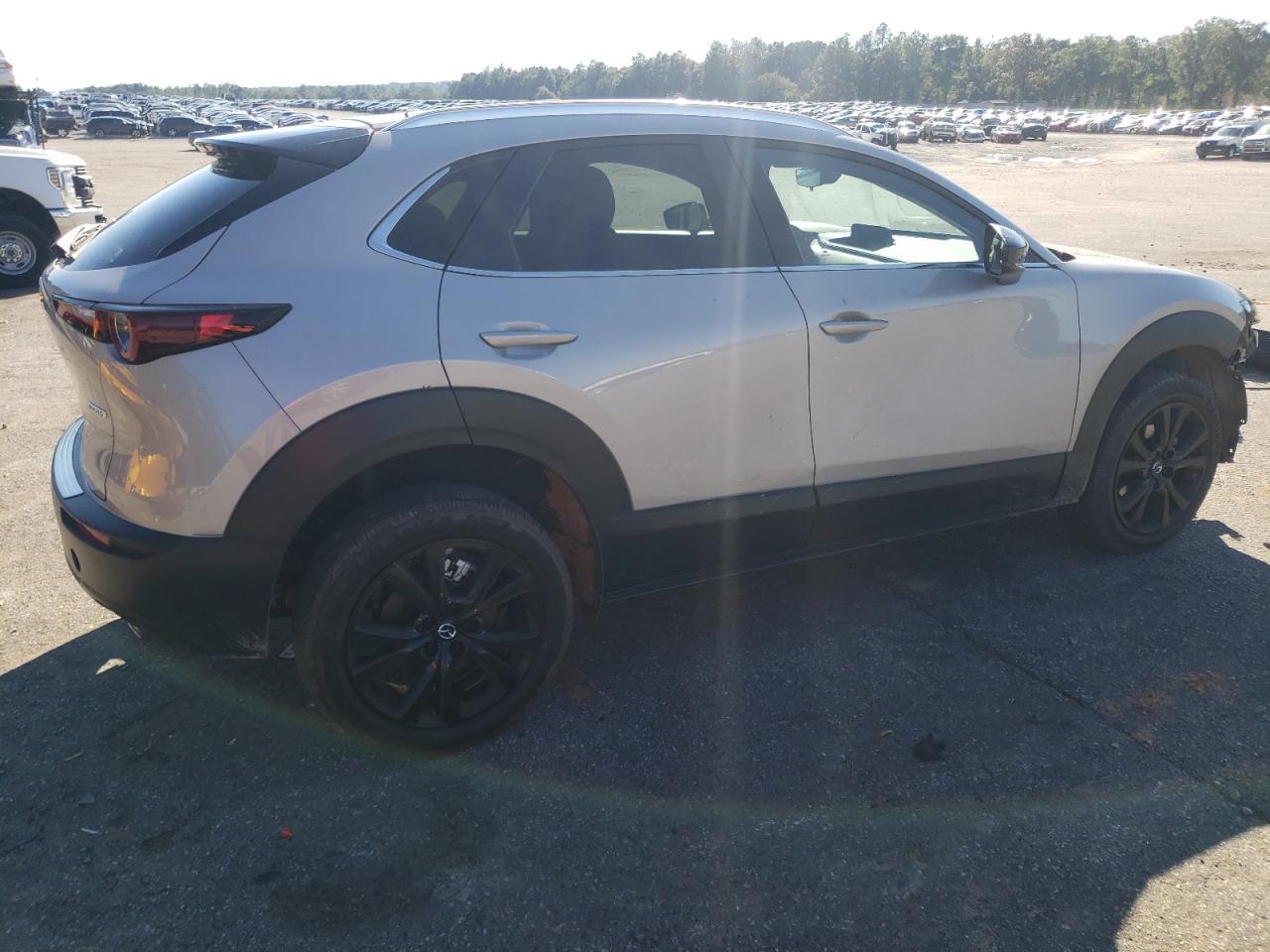 2024 Mazda CX-30 VIN 3MVDMBBM0RM684414 Copart auction photo, front end / side damage thumbnail 3