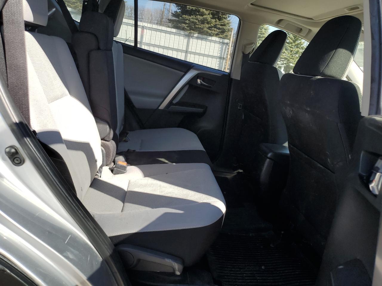 2018 Toyota RAV 4 VIN JTMRFREVXJJ200619 Copart auction photo, front end / rear end damage thumbnail 11
