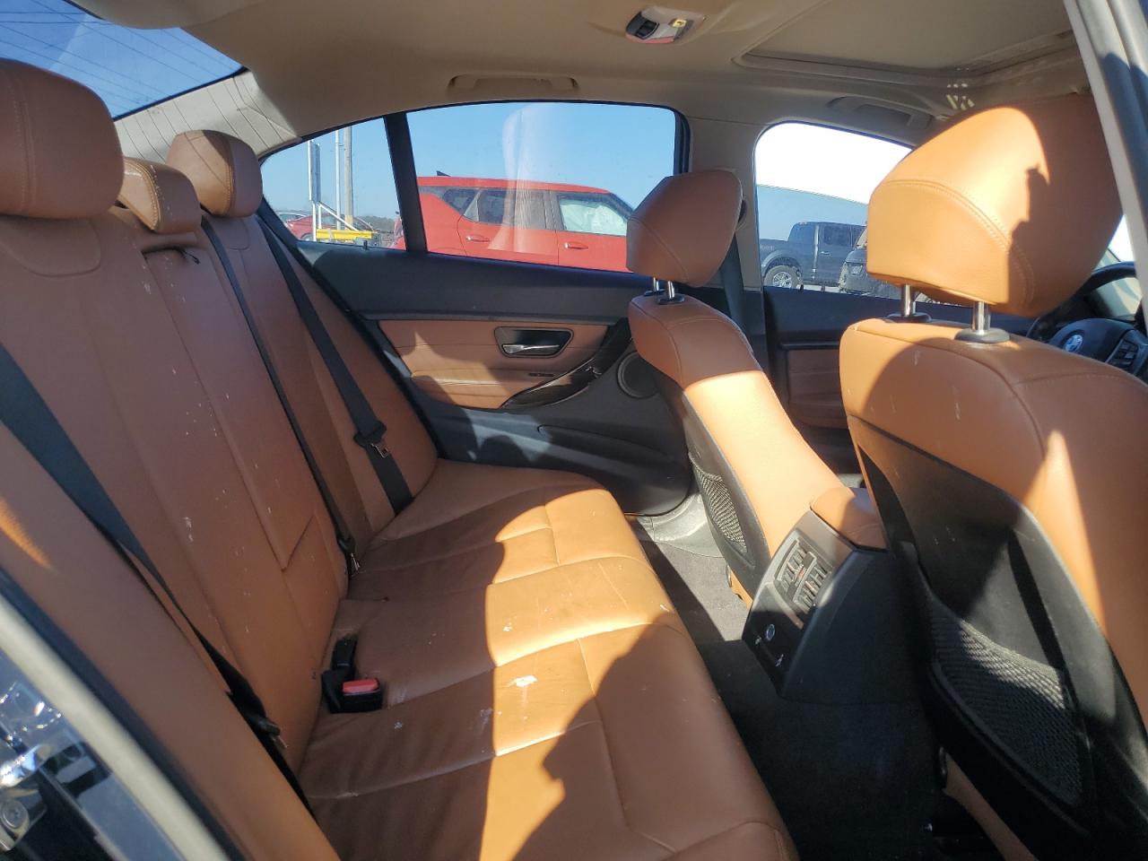 2012 BMW 3er VIN WBA3A9C53CF270702 Copart auction photo, undercarriage damage thumbnail 10